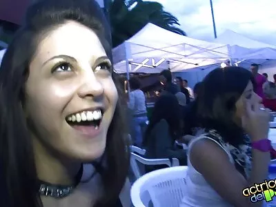 Gia houdt van anaal en squirten video (Gia Derza) gratis sexfilms bekijken