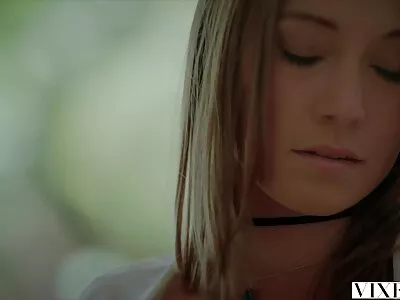 Christie Stevens en Ryan sex film kijken Mclane in burenaffaire