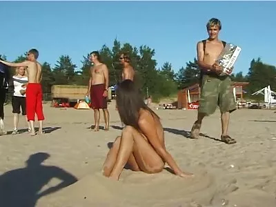 Huisvrouw bij dag, hoer bij nacht video (Keiran Lee, Manuel Ferrara, Gia Dimarco) gratis porno film kijken